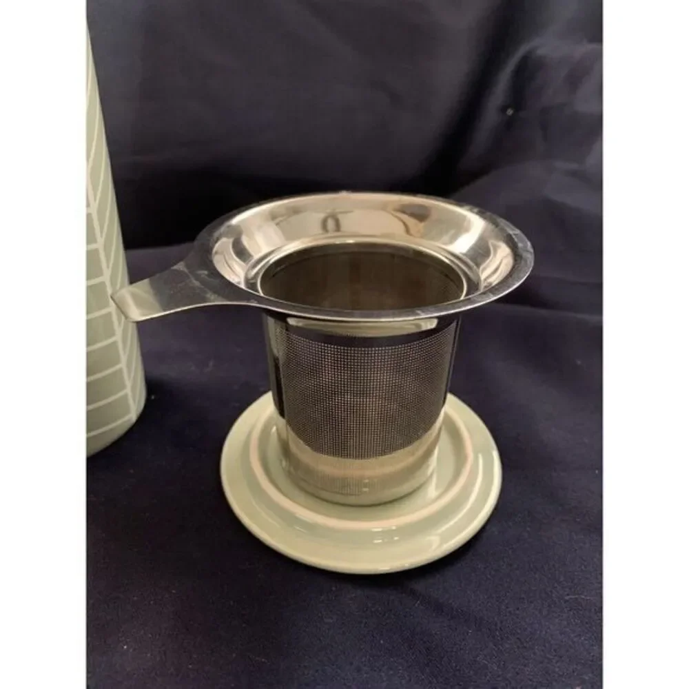 Ceramic Gray Chevron Tumbler W Stainless Steel‎ Tea Infuser 7.5